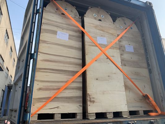 Cables ópticos de la fibra del miembro de Φ0.4 FRP que fortalecen sin interferencias electromágnetico