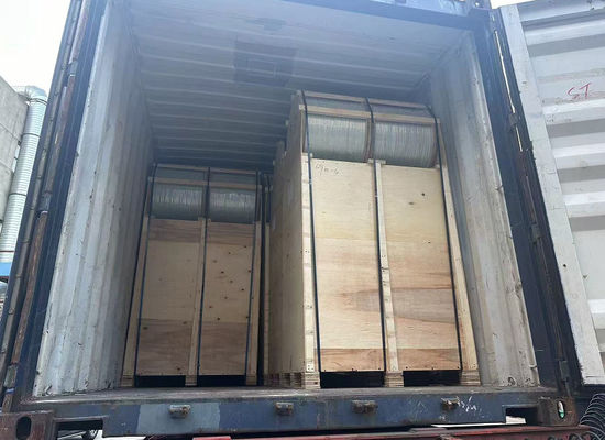 Miembro estructural de plástico reforzado con fibra. El espesor del miembro varía. Personalizable. Ideal para refuerzo estructural y soporte de carga.